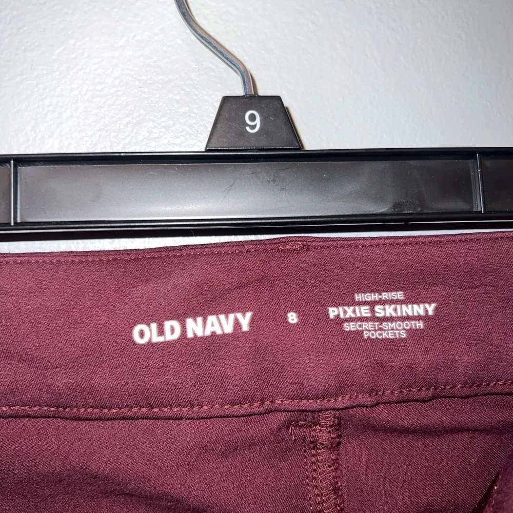 Old Navy Women's High Waisted Pixie Skinny Ankle Pants - Picture 5 of 10